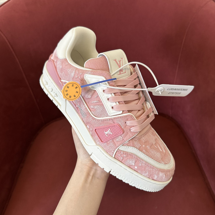 LOU1VTON SNEAKER