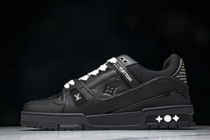LOU1VTON SNEAKER