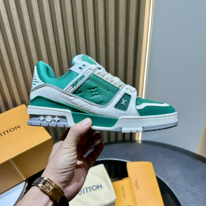 LOU1VTON SNEAKER