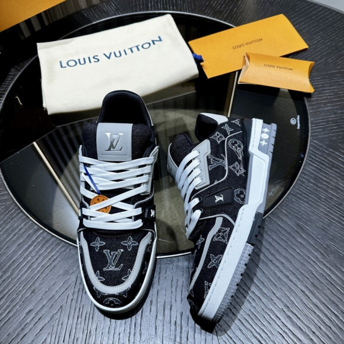 LOU1VTON SNEAKER