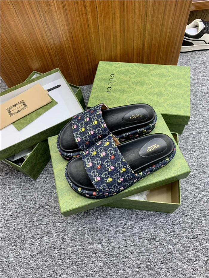 GC WOMEN'S GG SLIDE (EU35-EU42)