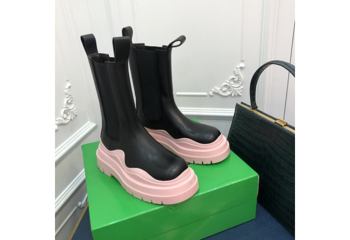 Botteg*Venta Tire Leather Ankle boots