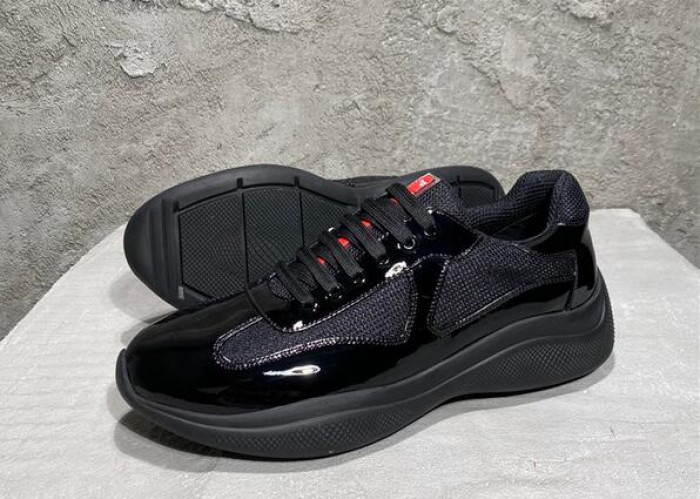 Pra*a* america''s cup sneakers