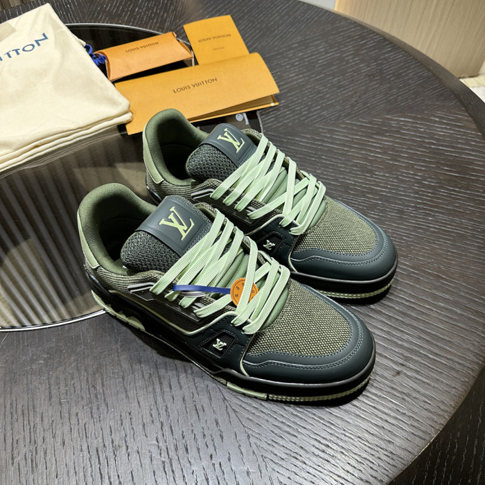 LOU1VTON SNEAKER