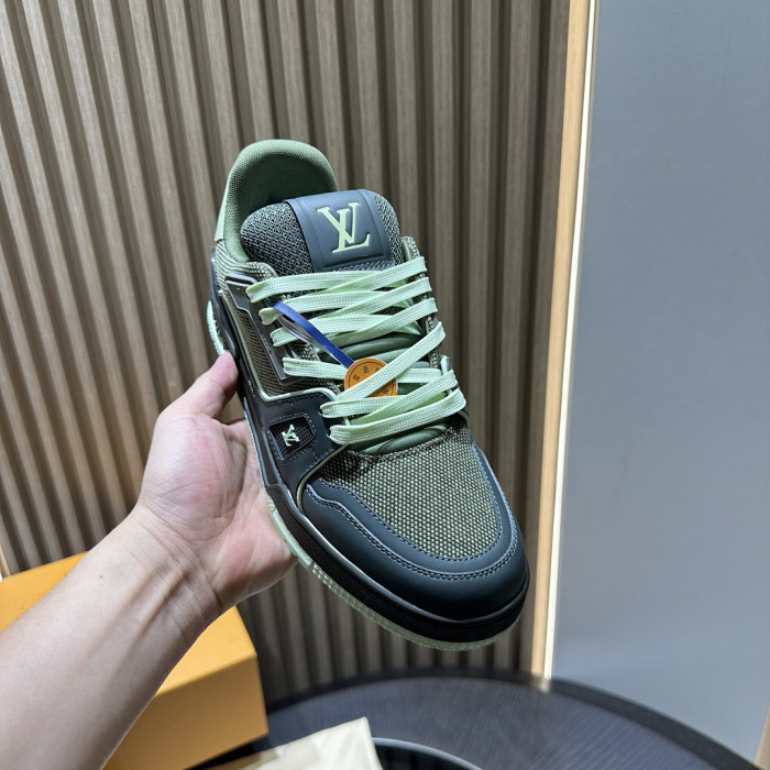 LOU1VTON SNEAKER