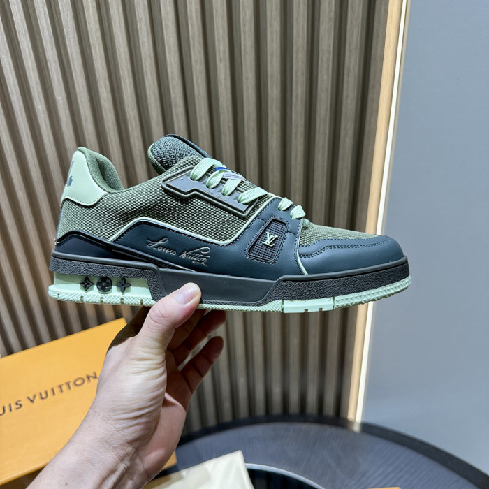 LOU1VTON SNEAKER