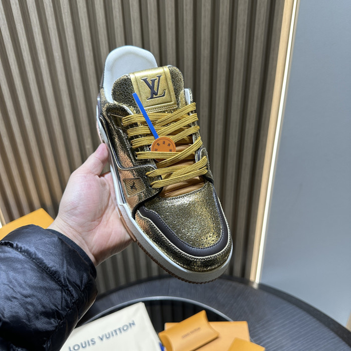 LOU1VTON SNEAKER