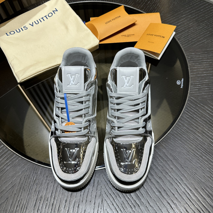 LOU1VTON SNEAKER