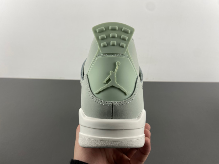 Air Jordan 4 “Seafoam” HV0823-003