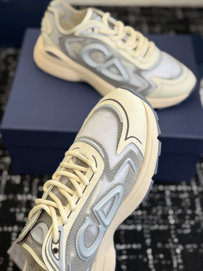 D1OR B30 SNEAKER