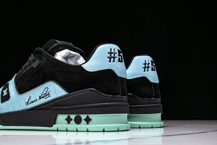 LOU1VTON SNEAKER