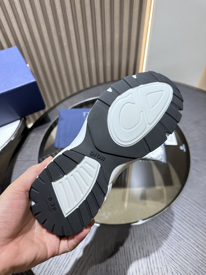 D1OR B30 SNEAKER