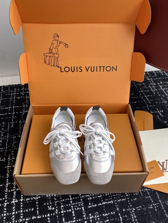 LOU1VTON SNEAKER
