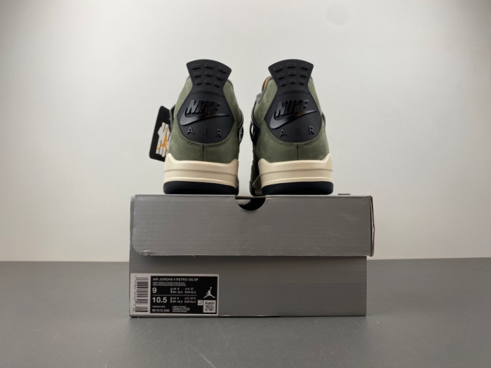 Jordan 4 Retro OG SP Undefeated (2025) IB1519-200