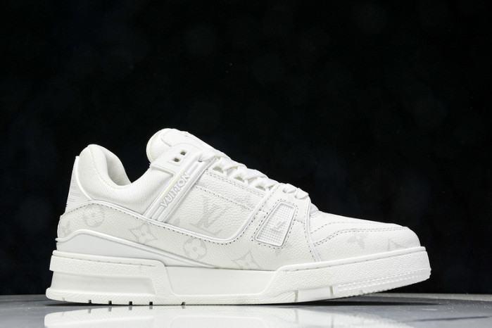 LOU1VTON SNEAKER
