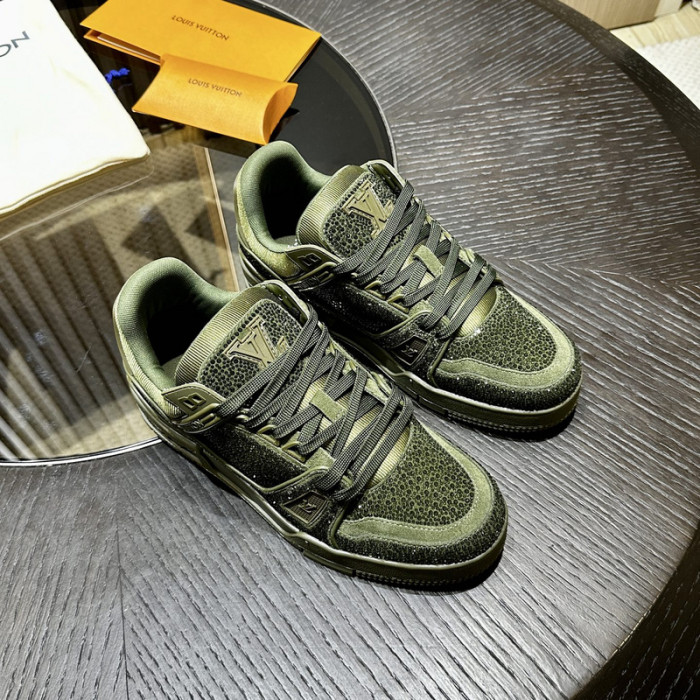 LOU1VTON SNEAKER