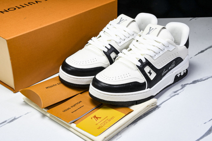 LOU1VTON SNEAKER