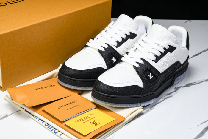 LOU1VTON SNEAKER