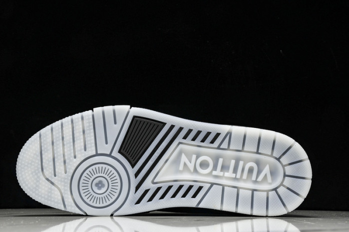 LOU1VTON SNEAKER