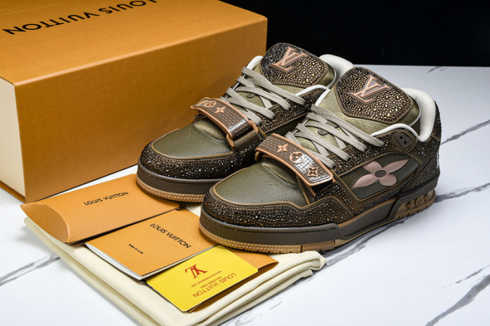 LOU1VTON SNEAKER