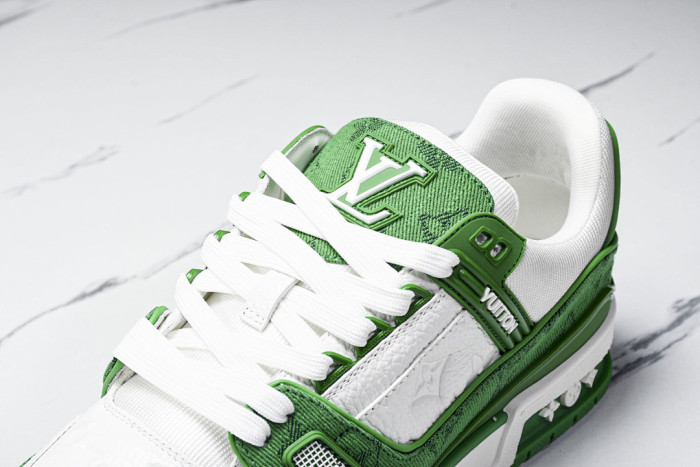LOU1VTON SNEAKER