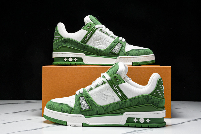 LOU1VTON SNEAKER