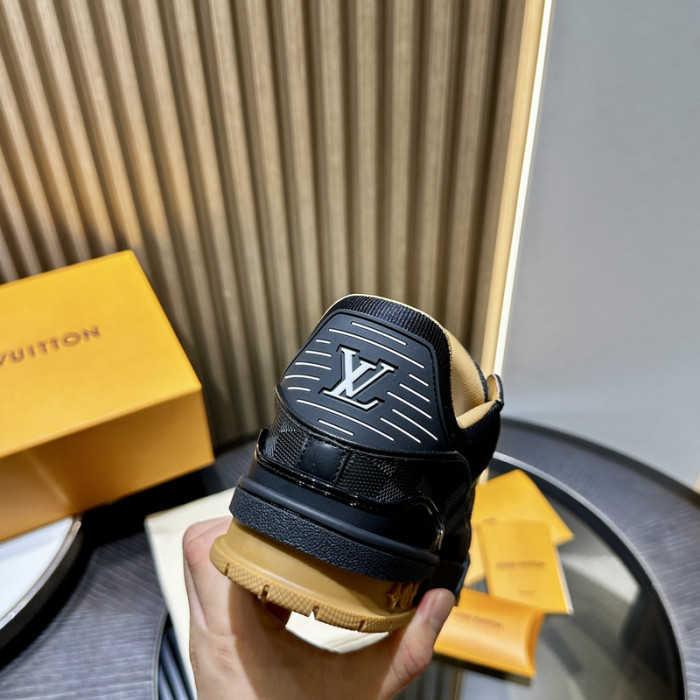LOU1VTON SNEAKER