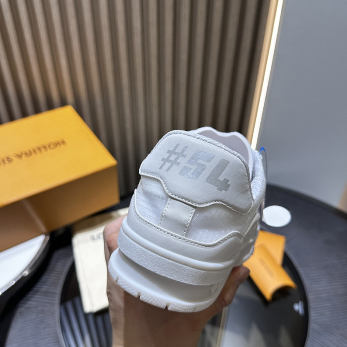 LOU1VTON SNEAKER
