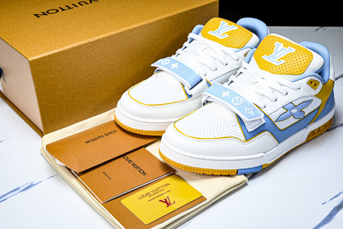 LOU1VTON SNEAKER