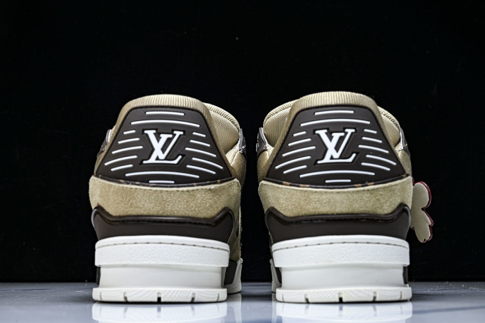LOU1VTON SNEAKER