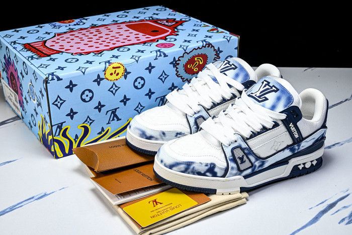 LOU1VTON SNEAKER