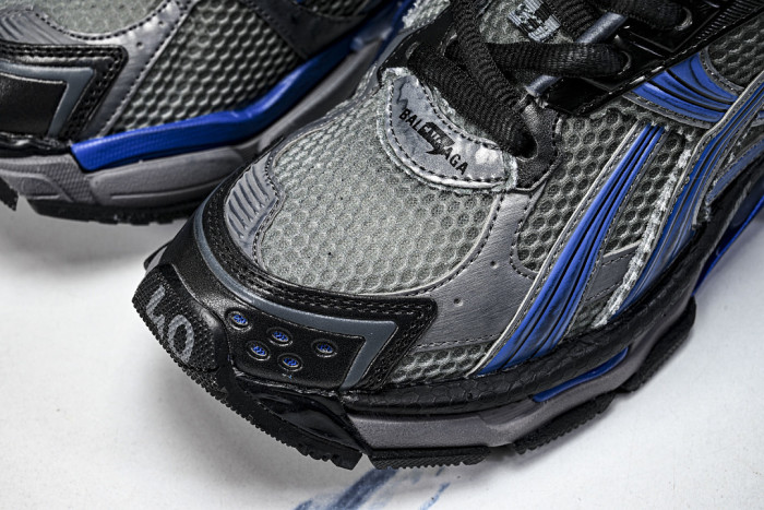 BLCG RUNNER SNEAKER