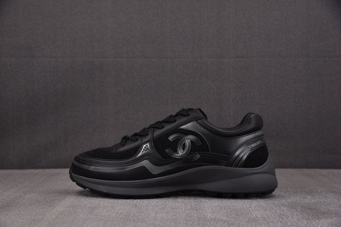 ch*nel sneaker