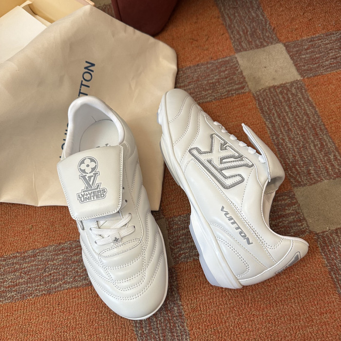 LOU1VTON SNEAKER