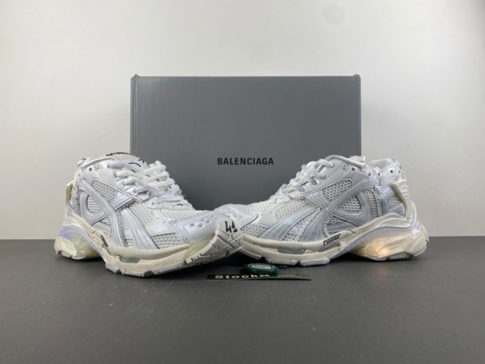BLCG RUNNER SNEAKER (LED)