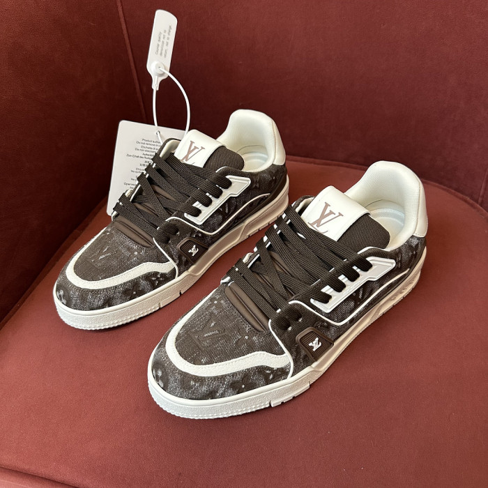 LOU1VTON SNEAKER
