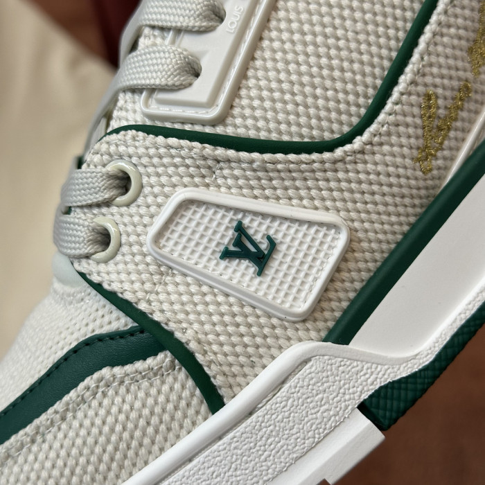 LOU1VTON SNEAKER