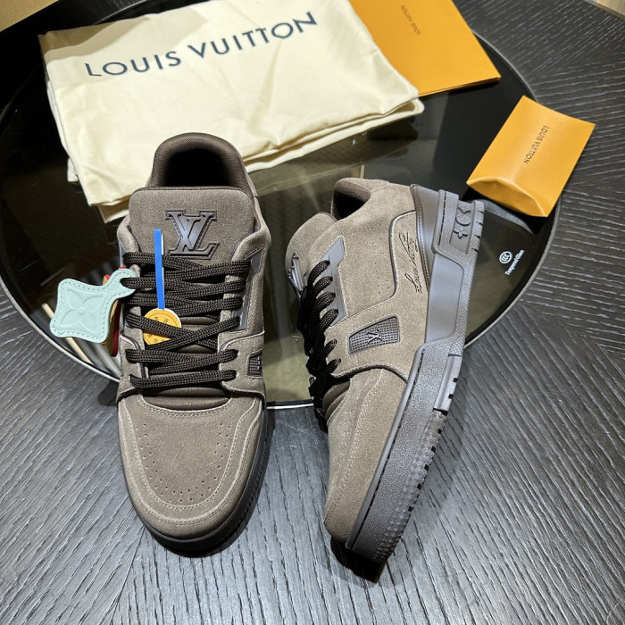 LOU1VTON SNEAKER