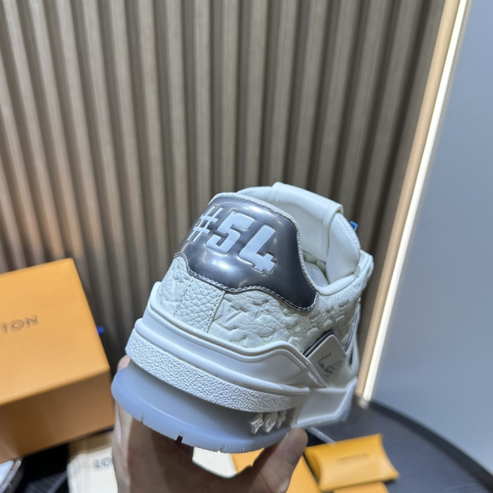 LOU1VTON SNEAKER