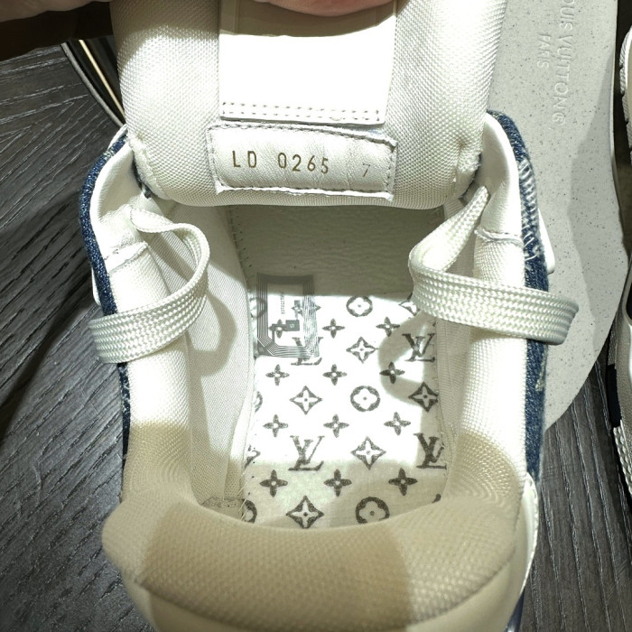 LOU1VTON SNEAKER