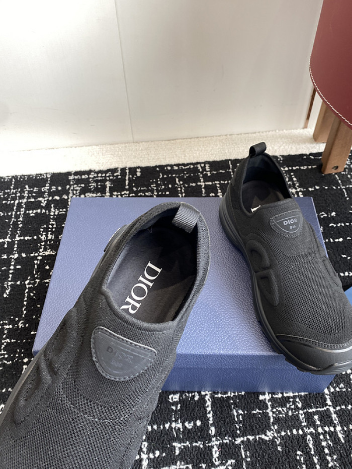 D1OR B30 SNEAKER