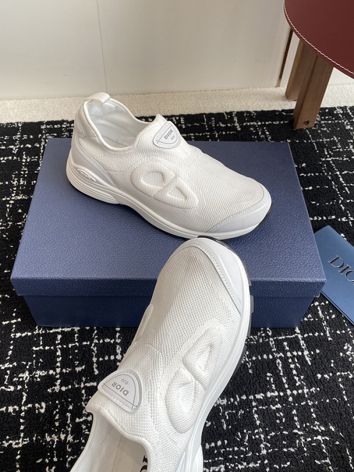 D1OR B30 SNEAKER
