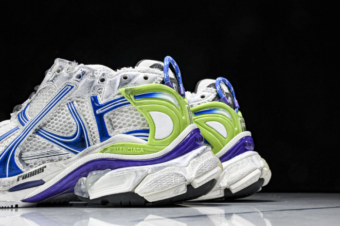 BLCG RUNNER SNEAKER