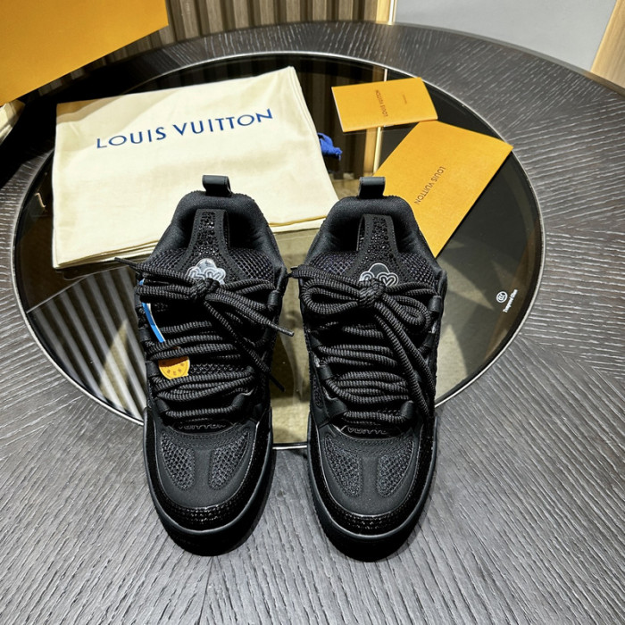 LOU1VTON SNEAKER