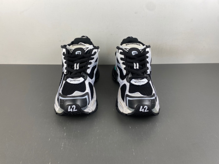 BLCG RUNNER SNEAKER (LED)