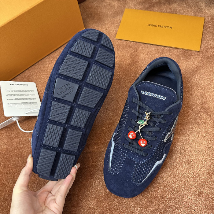 LOU1VTON SNEAKER