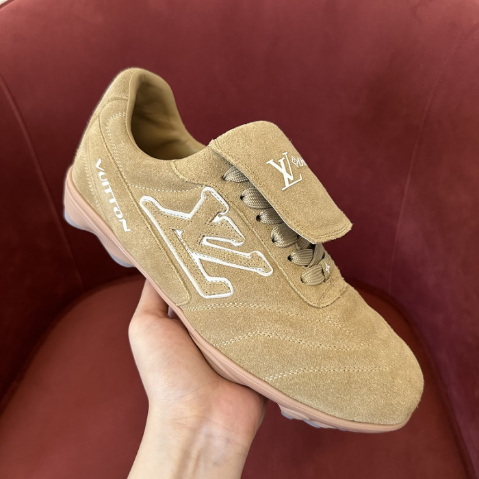 LOU1VTON SNEAKER