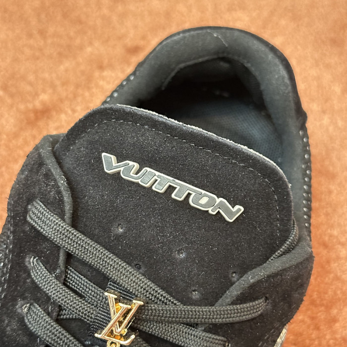 LOU1VTON SNEAKER