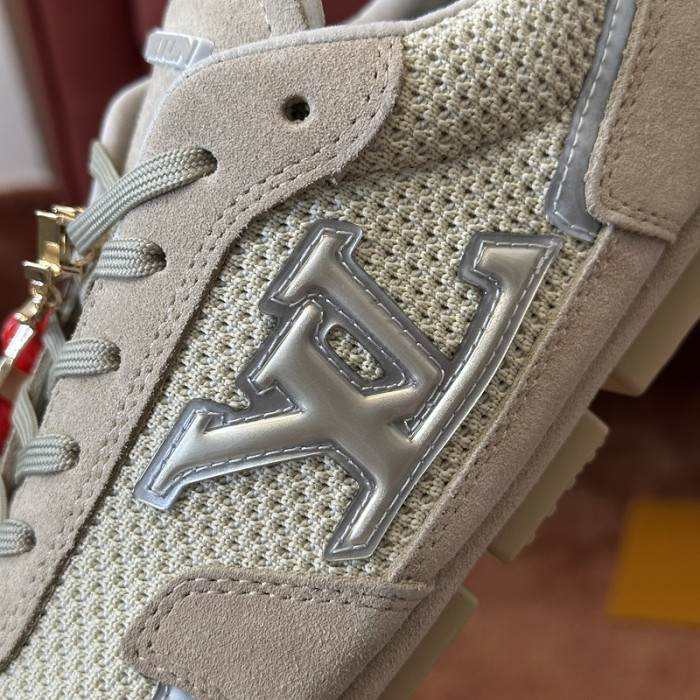 LOU1VTON SNEAKER