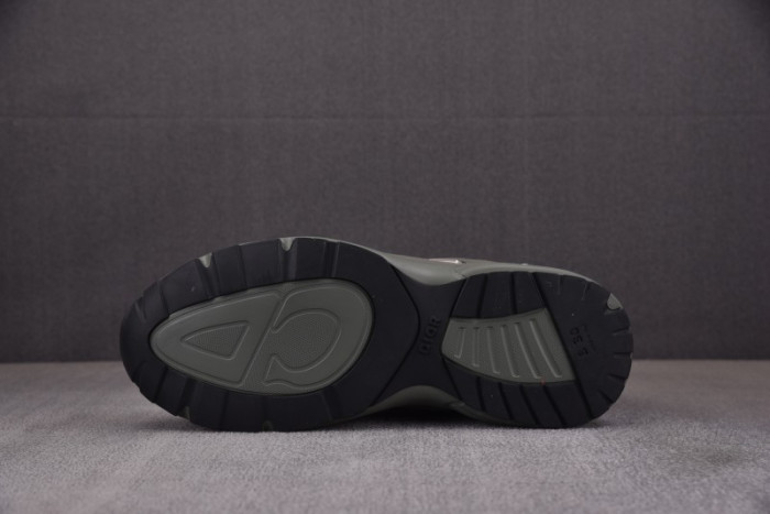 D1OR B30 SNEAKER
